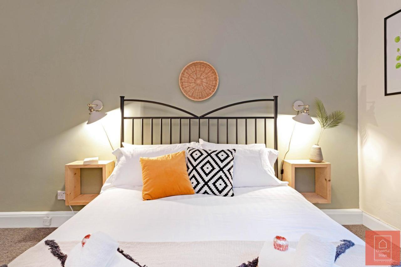 Cheerful Stays: Spacious Flat In Vibrant Leith EDI Exteriér fotografie