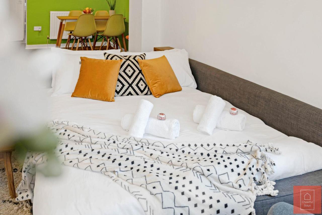Cheerful Stays: Spacious Flat In Vibrant Leith EDI Exteriér fotografie