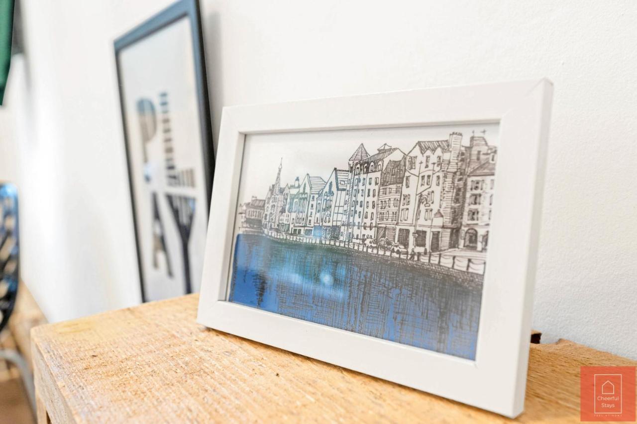 Cheerful Stays: Spacious Flat In Vibrant Leith EDI Exteriér fotografie