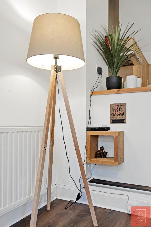 Cheerful Stays: Spacious Flat In Vibrant Leith EDI Exteriér fotografie