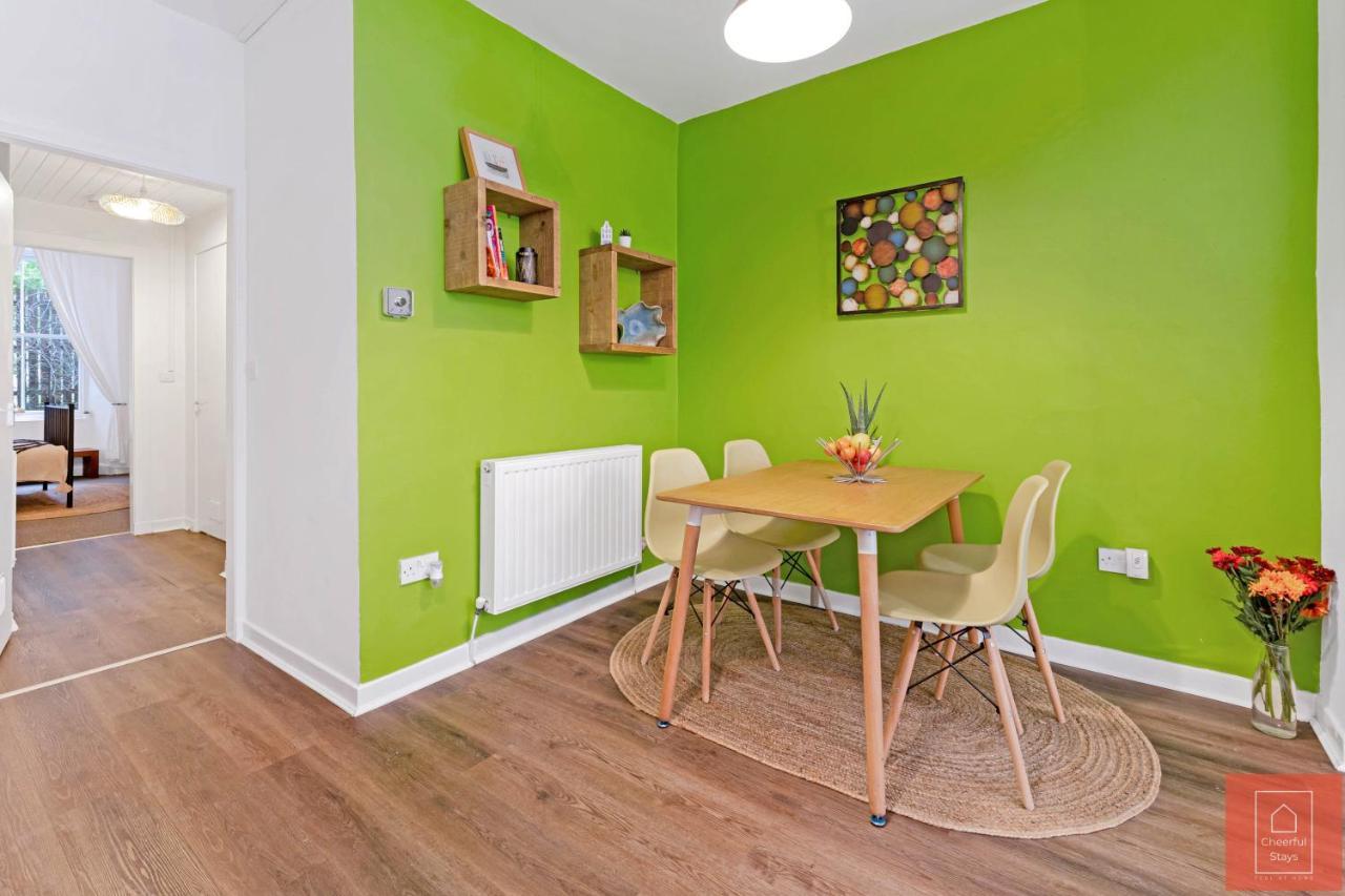 Cheerful Stays: Spacious Flat In Vibrant Leith EDI Exteriér fotografie