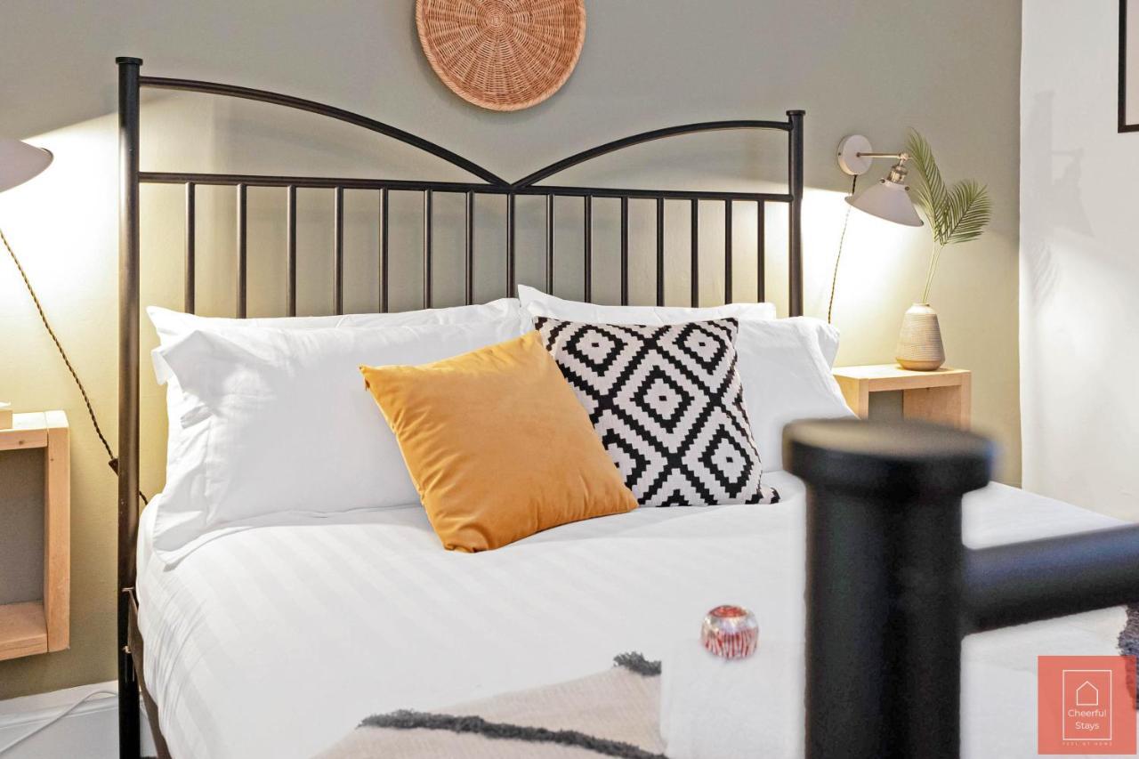 Cheerful Stays: Spacious Flat In Vibrant Leith EDI Exteriér fotografie
