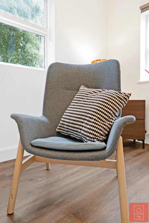 Cheerful Stays: Spacious Flat In Vibrant Leith EDI Exteriér fotografie
